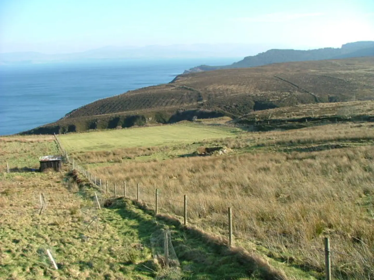 An image depicting the trail Beinn an Sguirr Loop via Biod a' Ghoill and its surrounding area.