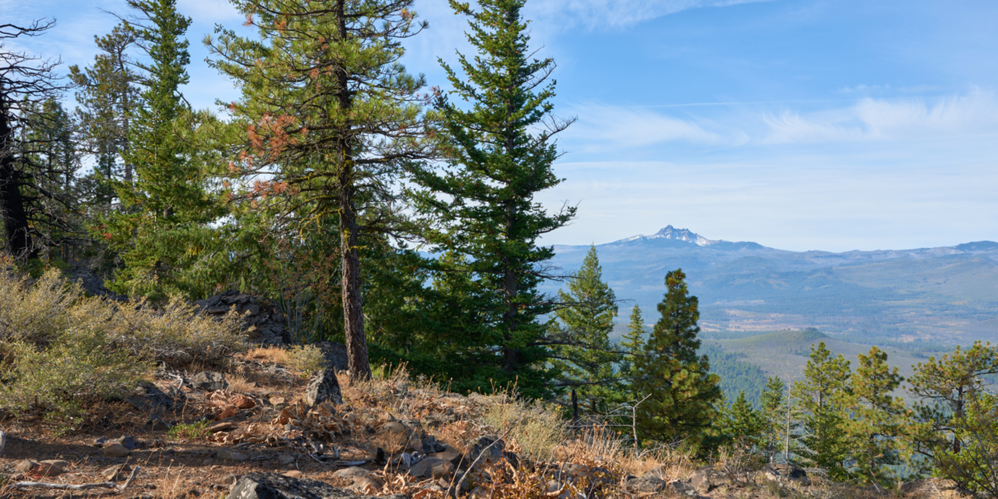 An image depicting the trail North Pyramid Trail and its surrounding area.