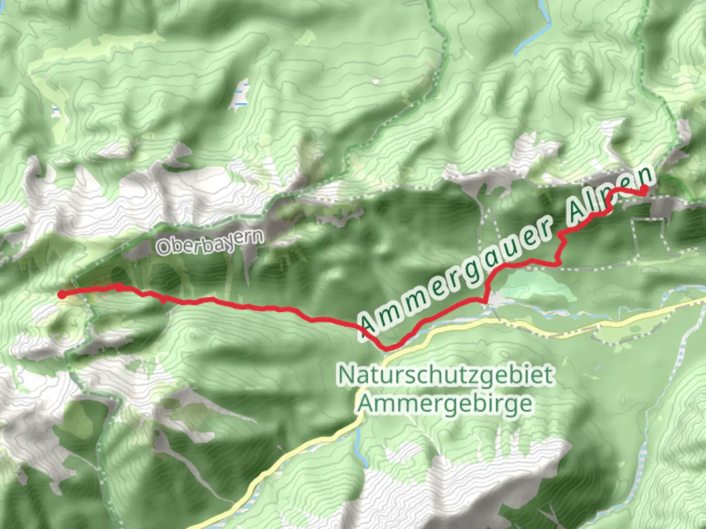 An image depicting the trail Schaflahnerkopf to Baeckenalmsattel Via Alpina Purple and its surrounding area.