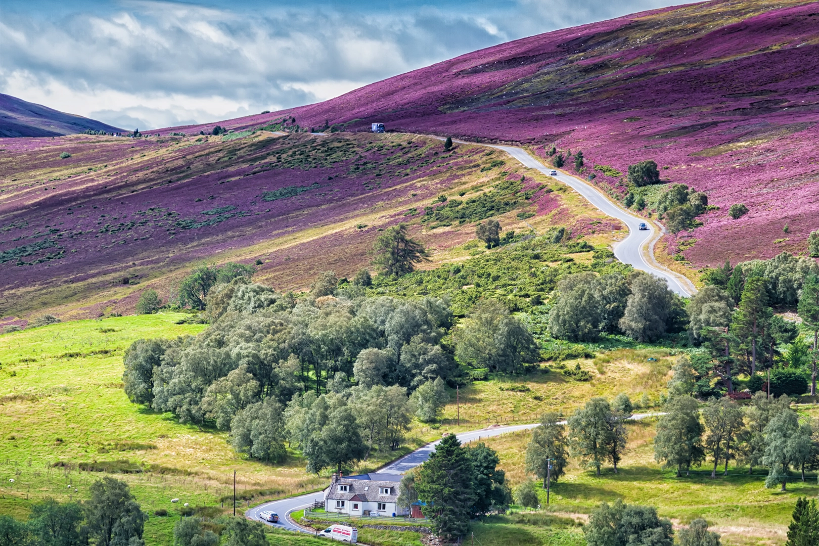 An image depicting the trail Scottish National Trail and its surrounding area.