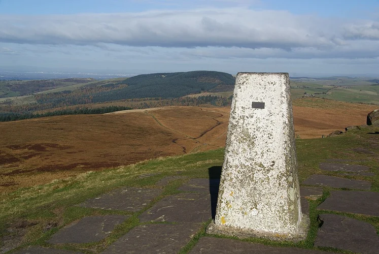 Shutlingsloe and Trentabank Reservoir Walk