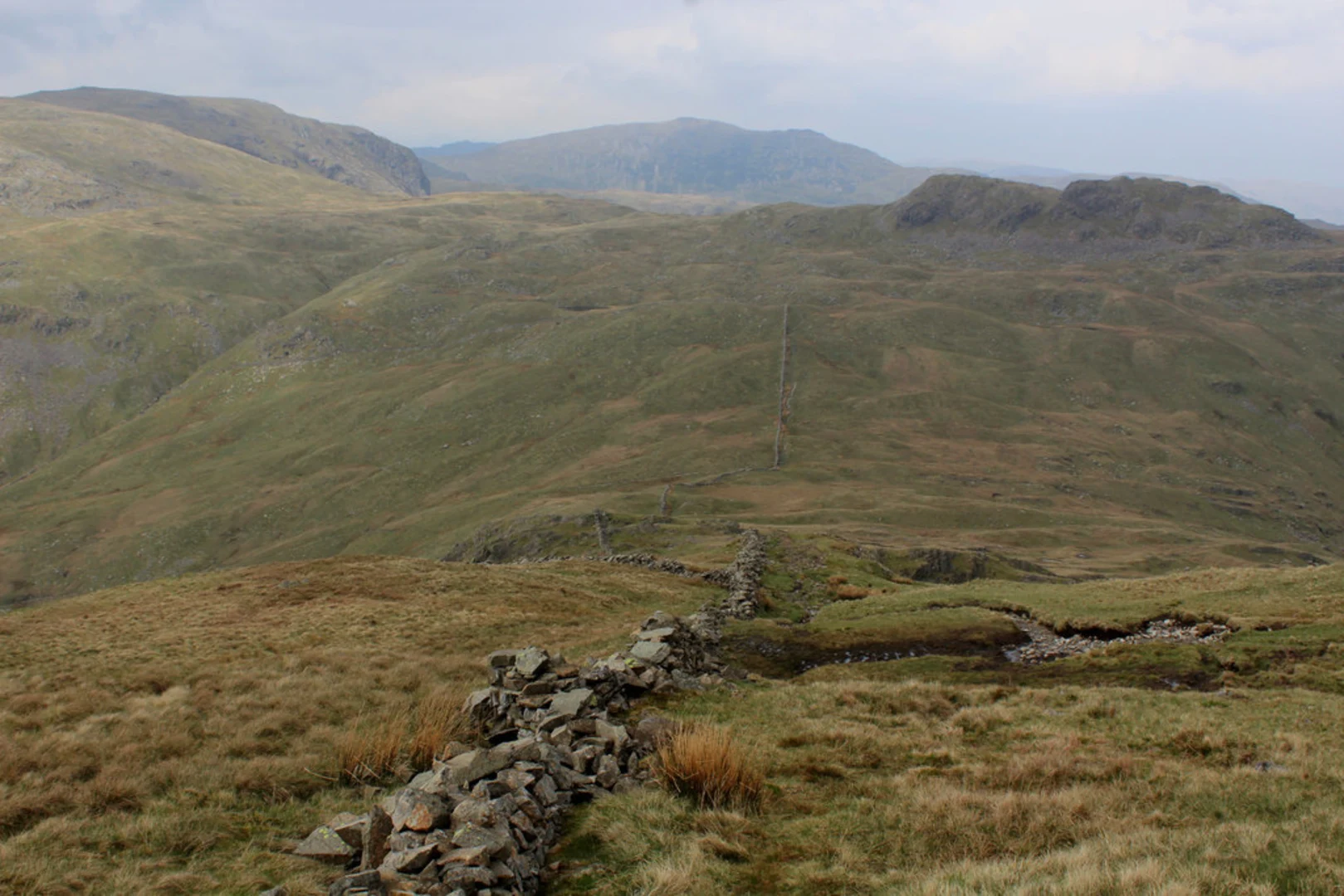 An image depicting the trail Red Screes, Little Hart Carg, High and Low Pike Loop from Ambleside and its surrounding area.