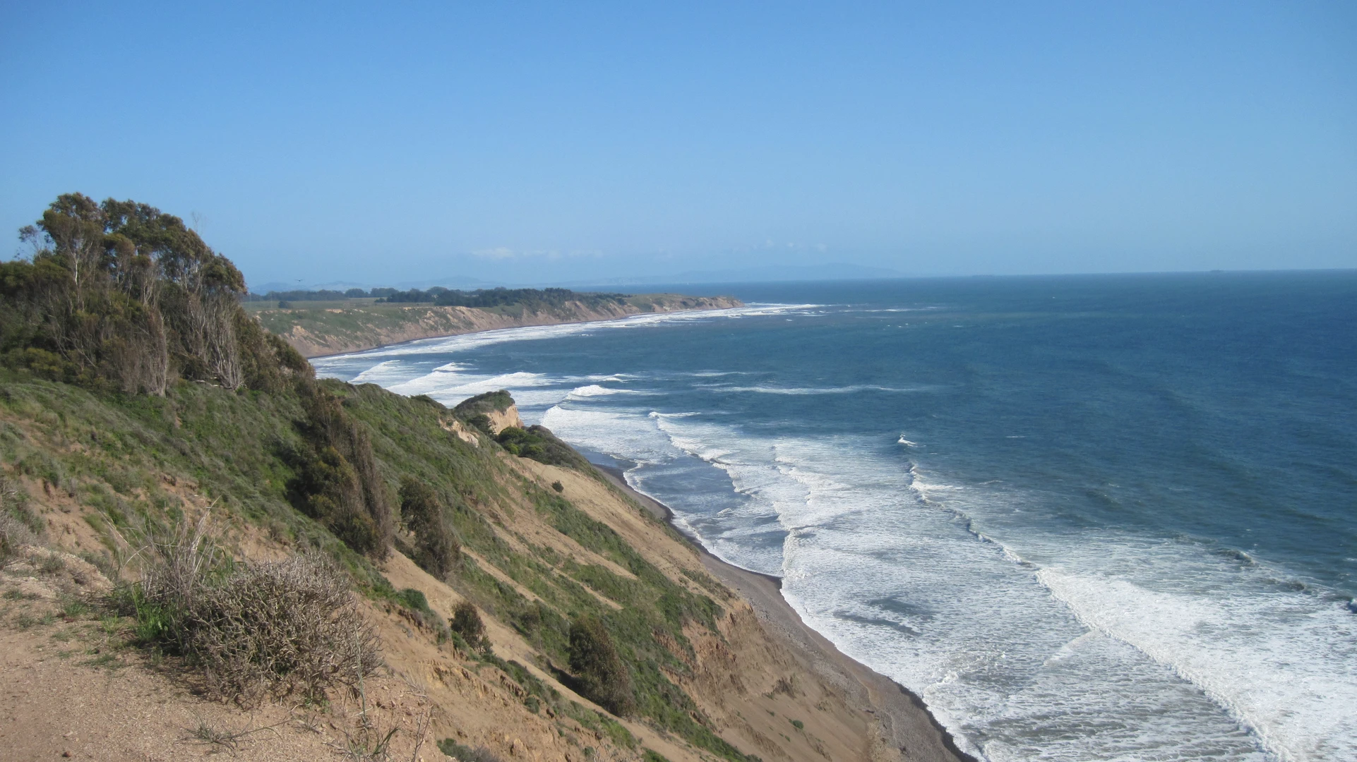 An image depicting the trail Mount Wittenberg, Baldy and Coast Loop Trail and its surrounding area.