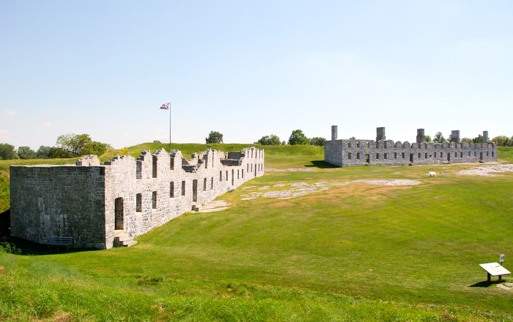 An image depicting the trail Crown Point State Historic Site and its surrounding area.