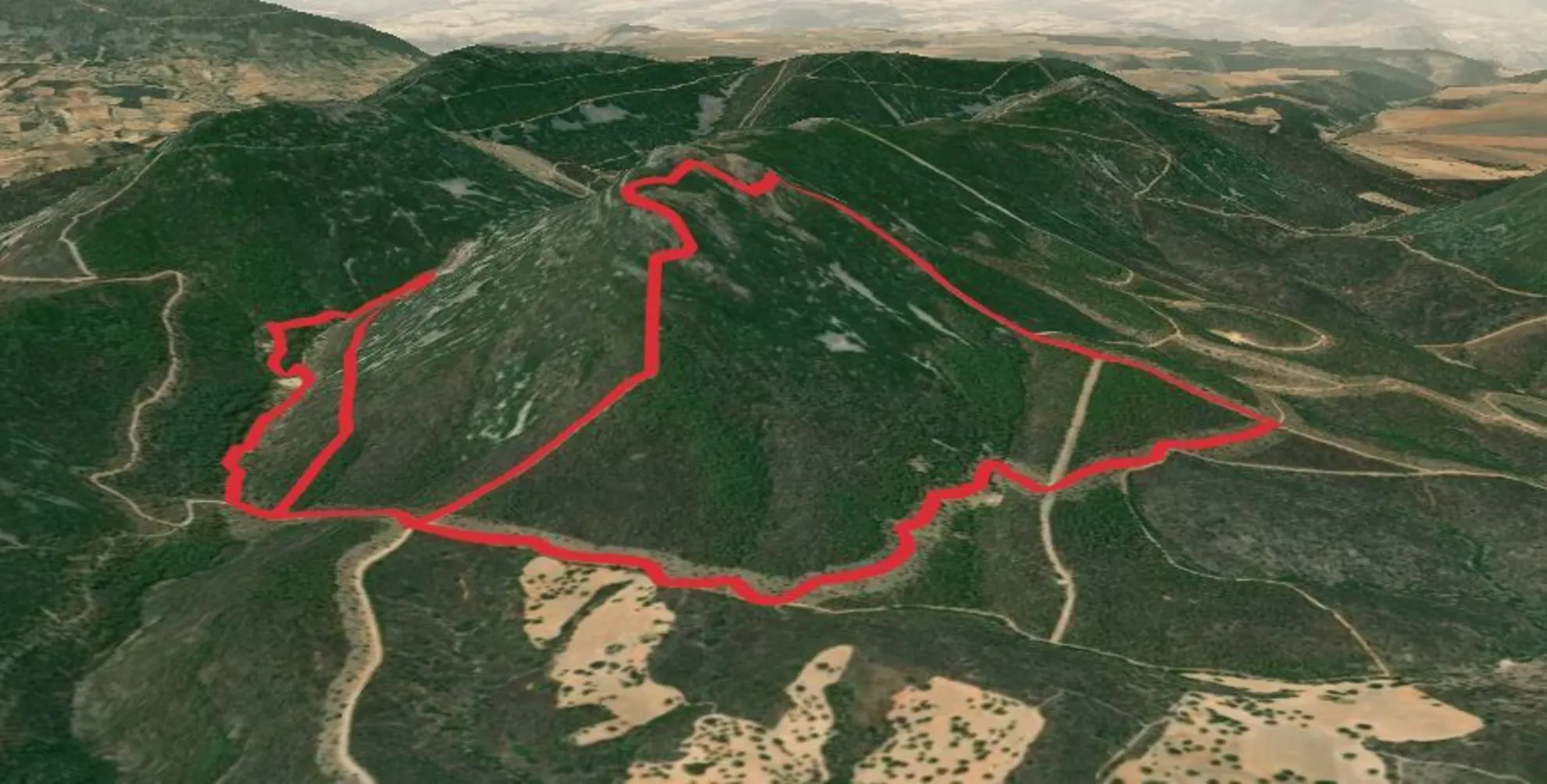 An image depicting the trail Bellavista Viewpoint Route PR TO 25 and its surrounding area.