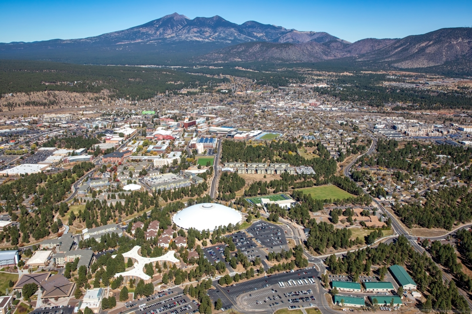 An image depicting the trail Moto Trail and its surrounding area.