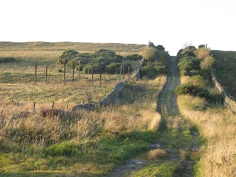 Cross Borders Drove Road