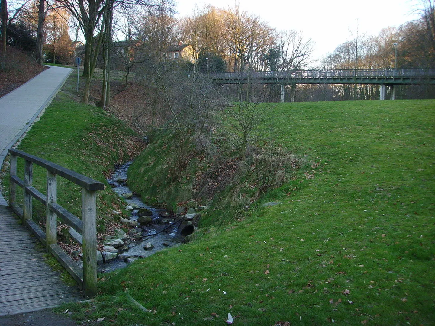 An image depicting the trail Ostbach via Gysenberg Rundweg and its surrounding area.