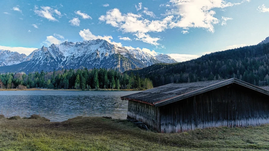 Lautersee and Ferchensee via Wanderweg