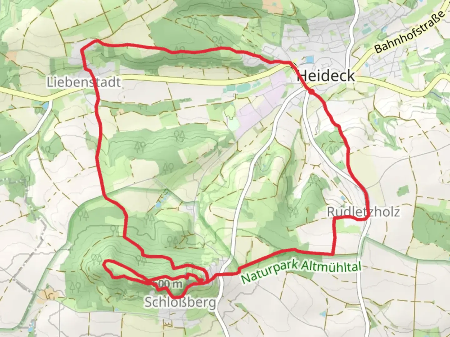 An image depicting the trail Rundwanderweg Heideck and its surrounding area.