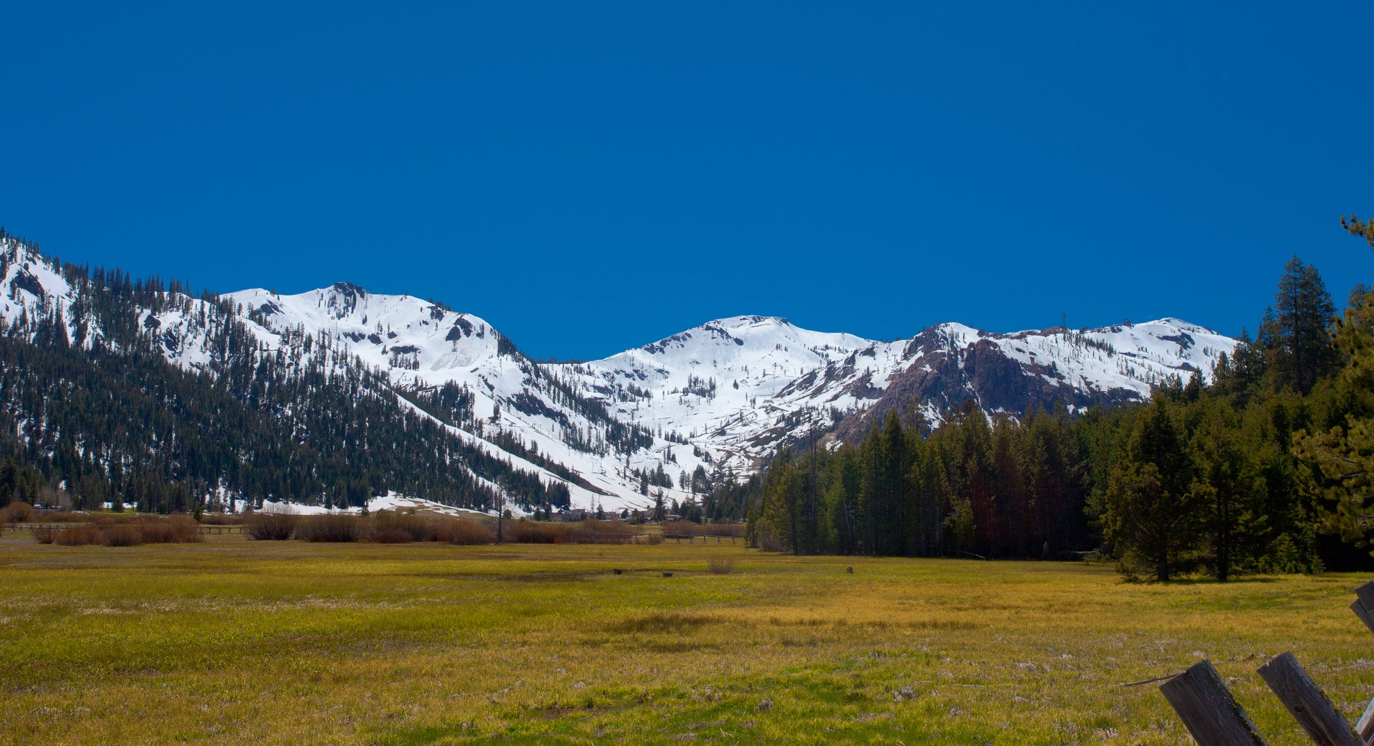 An image depicting the trail Lake Mary to Olympic Valley via Pacific Crest Trail and its surrounding area.