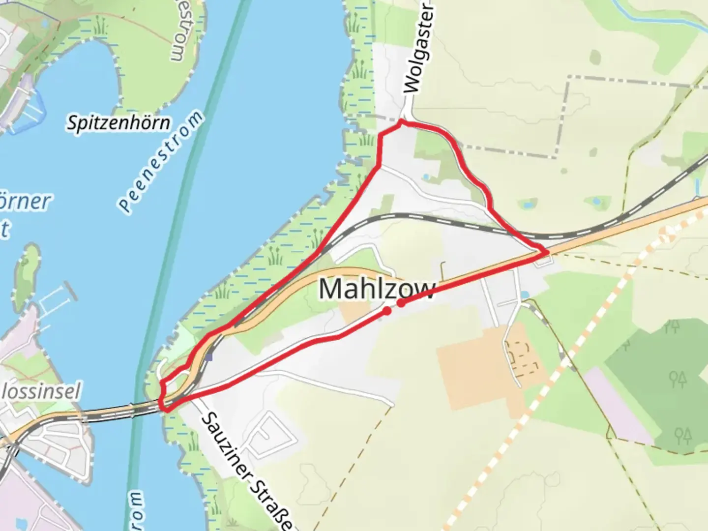 An image depicting the trail Mahlzow and Am Peeneufer Loop and its surrounding area.