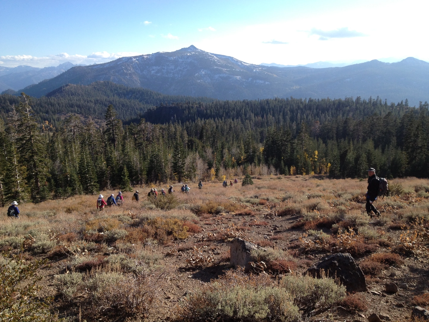 An image depicting the trail West Horsethief Trail and its surrounding area.
