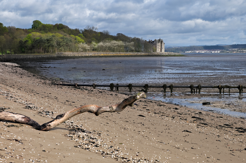 Whitehouse Bay, Barnbough Castle, Snab Point and Eagle Rock