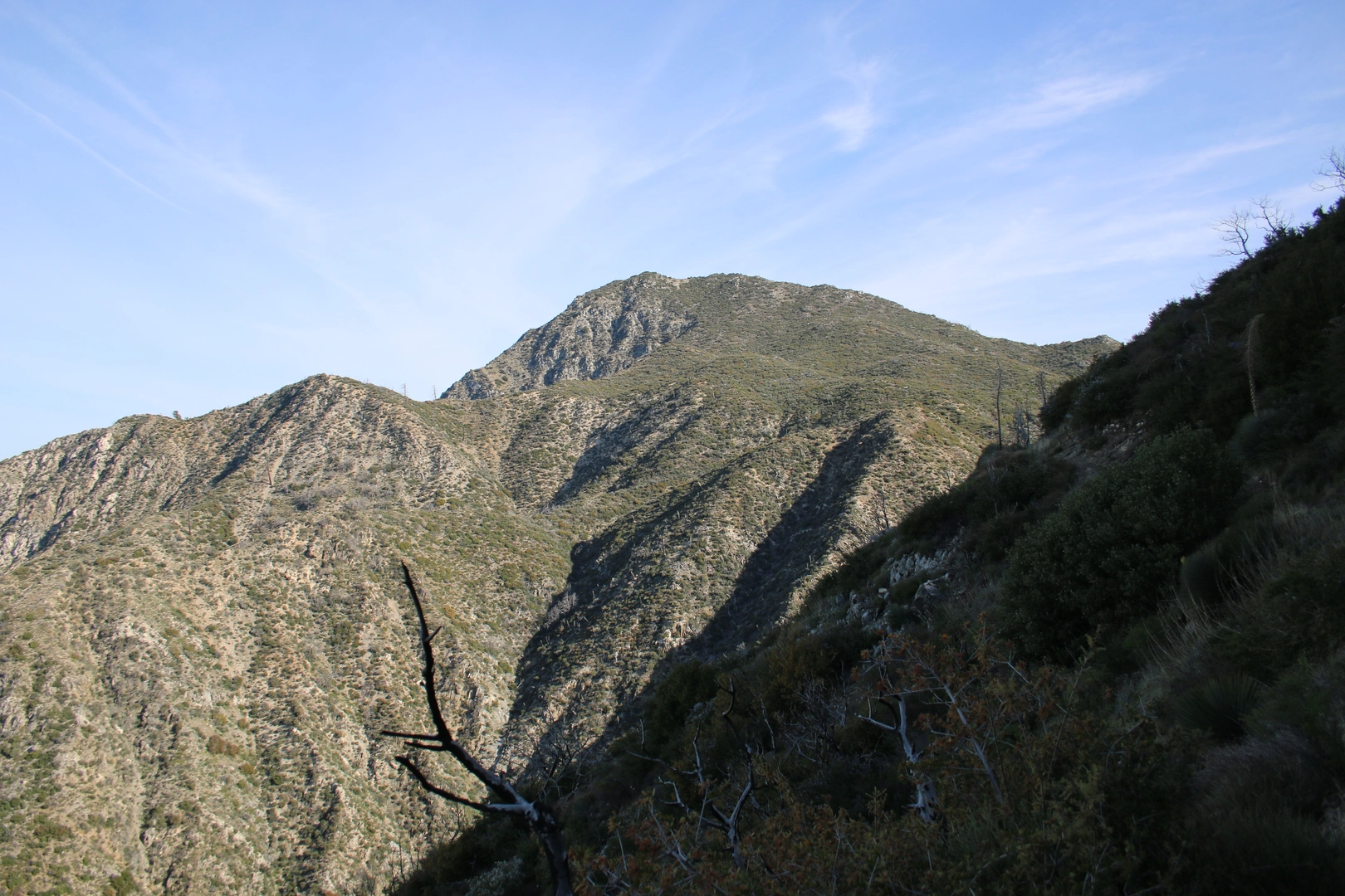 An image depicting the trail Strawberry Peak and Colby Canyon Trail and its surrounding area.