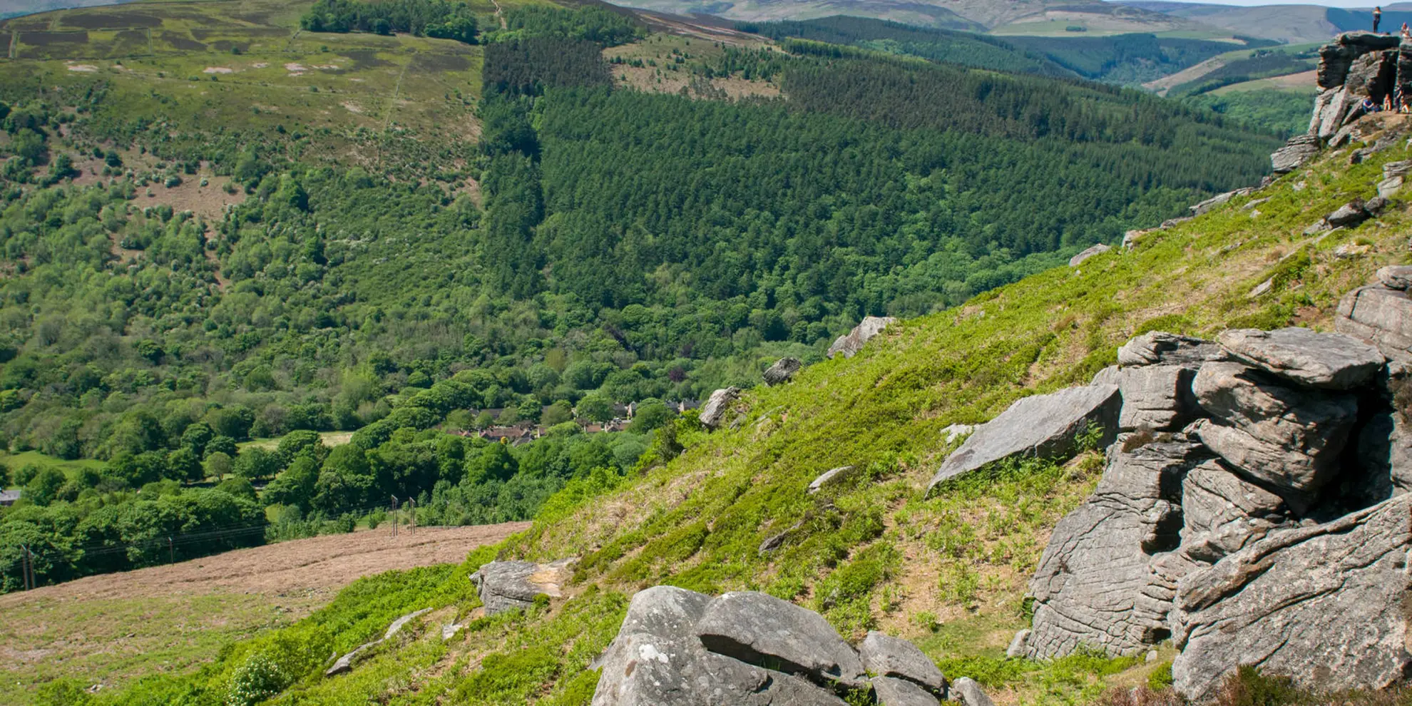 An image depicting the trail Win Hill and Hope Cross and its surrounding area.